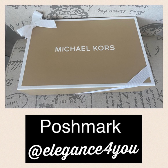 ⭐️MICHAEL KORS⭐️Authentic Gift Box & Bow - Picture 1 of 8
